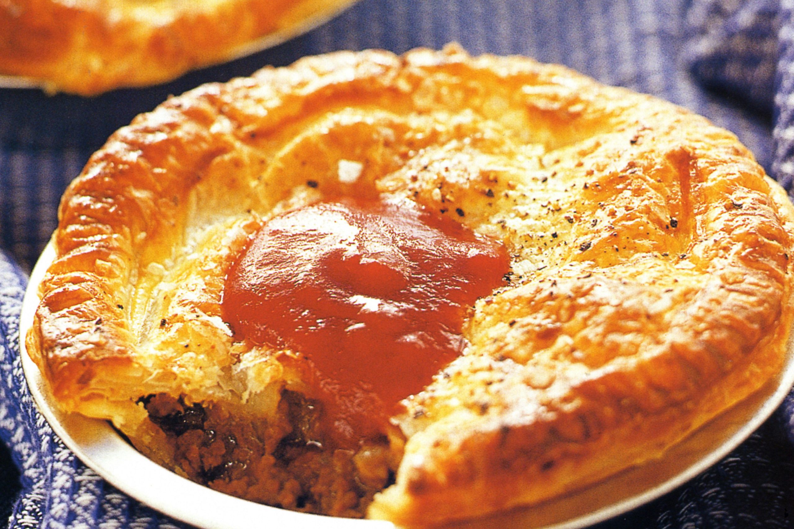 australian-meat-pie-recipe-learningrecipes